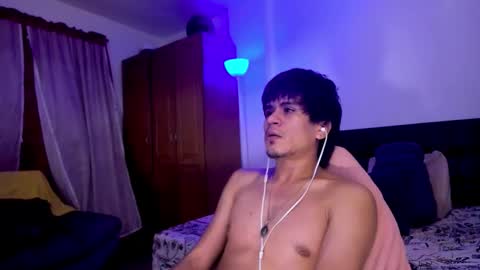 Snapshot of eiden_allenx1 chatting on March 15, 2026, 4:18 am eiden_allenx1 online show from March 15, 2026, 4:18 am