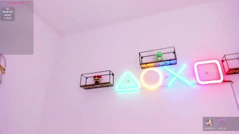 eileenn tanihara online show from April 12, 2026, 10:20 am