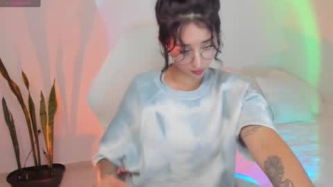 Snapshot of eileenford chatting on February 11, 2025, 11:22 pm EileenFord online show from February 11, 2025, 11:22 pm