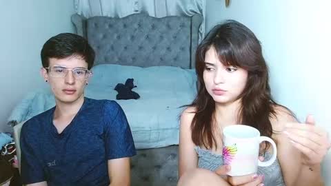 eimy_andres online show from February 22, 2025, 9:01 am