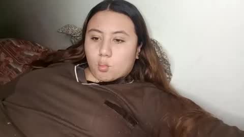 Snapshot of eimy_collin chatting on December 13, 2024, 4:22 am EIMY   MODEL INDEPENDENT online show from December 13, 2024, 4:22 am