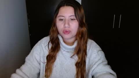 Snapshot of eimy_collin chatting on December 18, 2024, 2:32 am EIMY   MODEL INDEPENDENT online show from December 18, 2024, 2:32 am