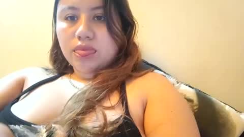 Snapshot of eimy_collin chatting on January 9, 2025, 8:55 pm EIMY   MODEL INDEPENDENT online show from January 9, 2025, 8:55 pm