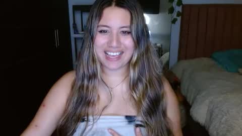 Snapshot of eimy_collin chatting on October 29, 2025, 12:46 am EIMY   MODEL INDEPENDENT online show from October 29, 2025, 12:46 am