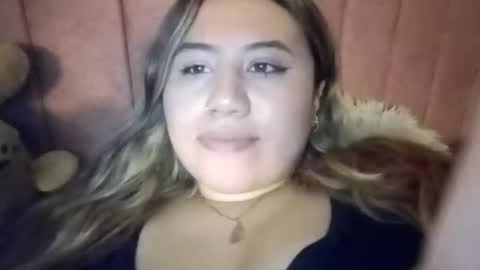 EIMY   MODEL INDEPENDENT online show from February 17, 2026, 4:09 am