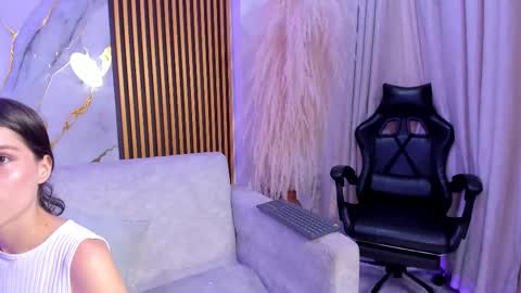 YG COUPLE online show from October 16, 2025, 8:54 pm