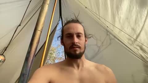 ein393 online show from October 26, 2025, 5:41 pm