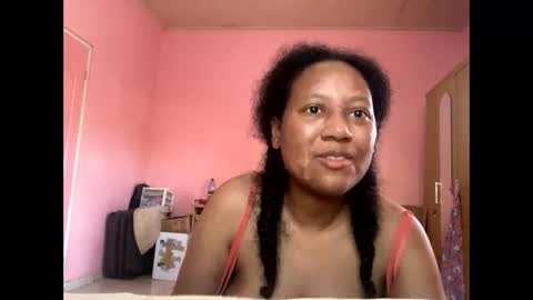 Snapshot of eirondra_valeen chatting on December 22, 2025, 10:34 am Eirondra Valeen online show from December 22, 2025, 10:34 am