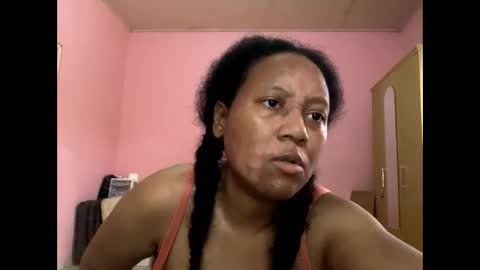 Snapshot of eirondra_valeen chatting on January 9, 2026, 11:02 am Eirondra Valeen online show from January 9, 2026, 11:02 am