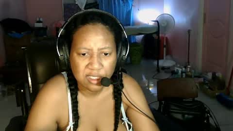 Snapshot of eirondra_valeen chatting on February 17, 2026, 5:26 am Eirondra Valeen online show from February 17, 2026, 5:26 am