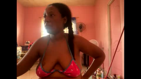 Snapshot of eirondra_valeen chatting on February 24, 2026, 12:58 pm Eirondra Valeen online show from February 24, 2026, 12:58 pm