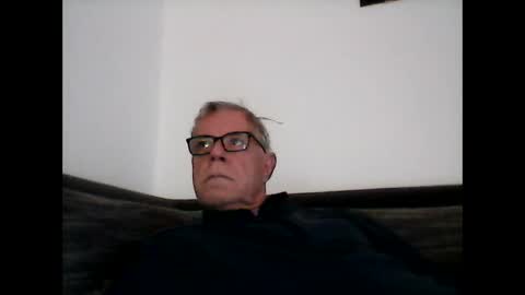 eisbaer1957 online show from December 22, 2024, 8:16 am