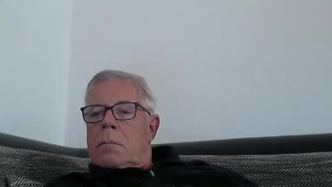 eisbaer1957 online show from October 17, 2025, 12:41 pm