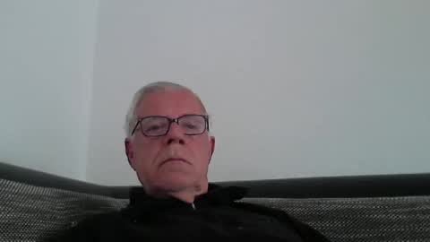 Snapshot of eisbaer1957 chatting on April 12, 2026, 6:07 am eisbaer1957 online show from April 12, 2026, 6:07 am