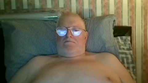 Snapshot of eketman1964 chatting on February 12, 2026, 12:05 am eketman1964 online show from February 12, 2026, 12:05 am