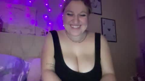 Snapshot of ekl22 chatting on May 22, 2026, 5:14 am ekl22 online show from May 22, 2026, 5:14 am