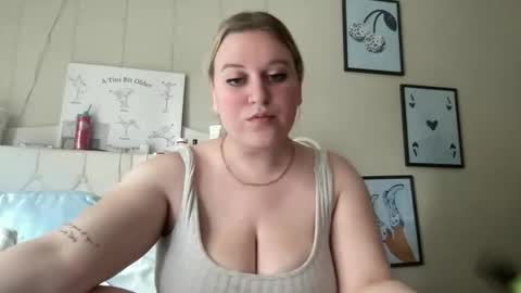 Snapshot of ekl22 chatting on May 28, 2026, 9:34 pm ekl22 online show from May 28, 2026, 9:34 pm