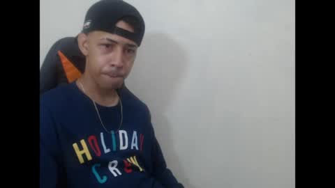 Instagram BelowAbajo online show from May 18, 2026, 6:41 am