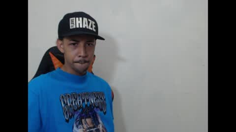 Instagram BelowAbajo online show from May 27, 2026, 3:14 am