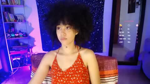 Ela  Help me reach 100 thumbs up online show from May 19, 2026, 3:24 am