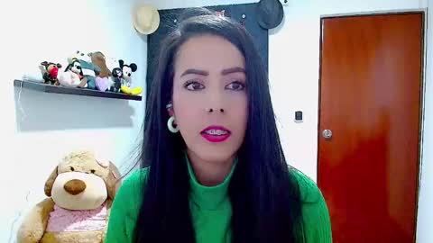 Snapshot of ela_3611 chatting on December 22, 2024, 1:12 am ela_3611 online show from December 22, 2024, 1:12 am