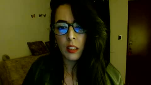 ela_3611 online show from June 4, 2026, 3:56 am