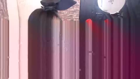 ELA  online show from February 18, 2025, 6:04 pm