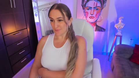 LOREIN online show from January 30, 2025, 3:19 pm