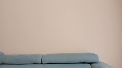 Ela online show from February 7, 2025, 2:04 pm