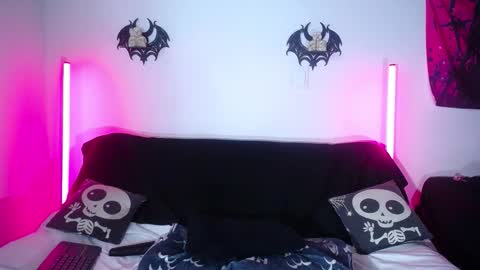 Snapshot of elaine6 chatting on February 13, 2026, 5:25 am eli online show from February 13, 2026, 5:25 am