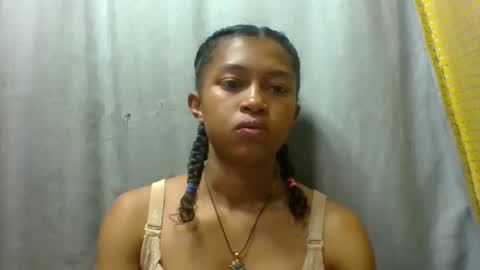 Snapshot of elaliealdy chatting on September 24, 2025, 5:33 am elaliealdy online show from September 24, 2025, 5:33 am