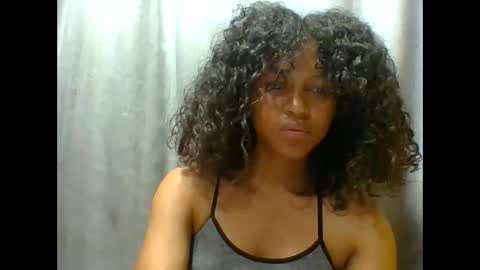 elaliealdy online show from November 22, 2025, 8:02 am