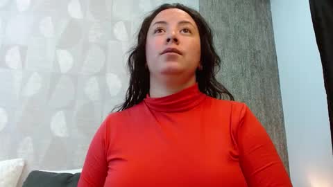 Snapshot of elamurray chatting on December 5, 2025, 11:41 am elamurray online show from December 5, 2025, 11:41 am