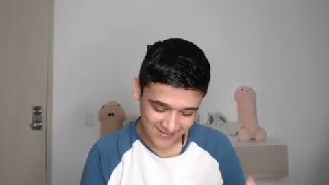 elandor online show from November 26, 2025, 7:09 am