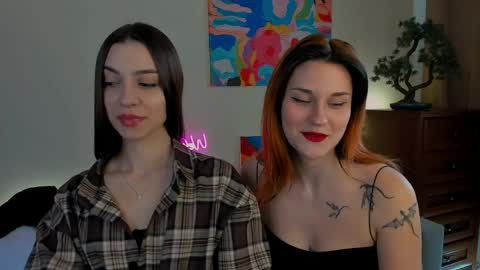 Snapshot of elani_lune chatting on April 20, 2026, 11:13 am Elani online show from April 20, 2026, 11:13 am