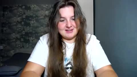 Snapshot of elanis_blair chatting on February 6, 2026, 4:54 pm Elanis online show from February 6, 2026, 4:54 pm