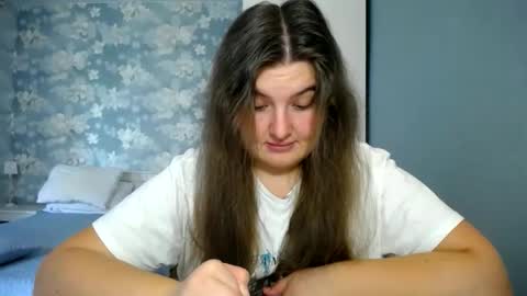 Snapshot of elanis_blair chatting on March 14, 2026, 1:27 pm Elanis online show from March 14, 2026, 1:27 pm