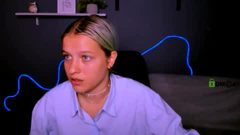 Snapshot of elara_night chatting on September 30, 2025, 1:05 pm elara_night online show from September 30, 2025, 1:05 pm