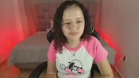 ELARA online show from July 25, 2026, 8:50 pm