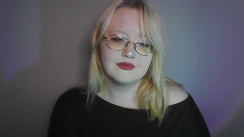 elayne_sweet online show from July 14, 2026, 6:07 am