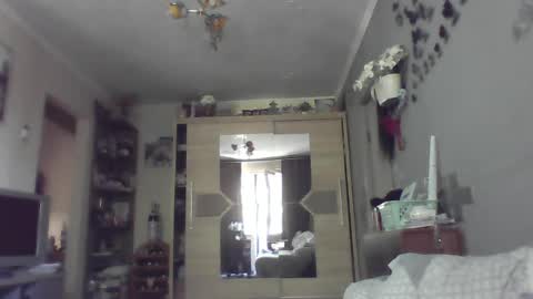 Lia online show from May 16, 2026, 10:36 am