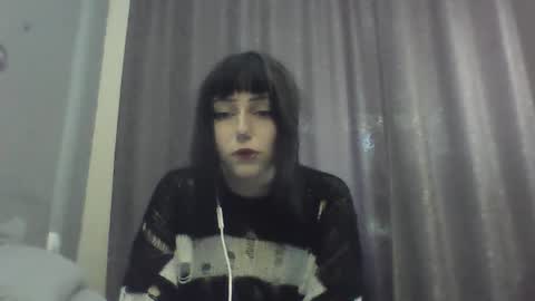 Snapshot of elaynetanton chatting on June 23, 2026, 1:42 pm Lia online show from June 23, 2026, 1:42 pm