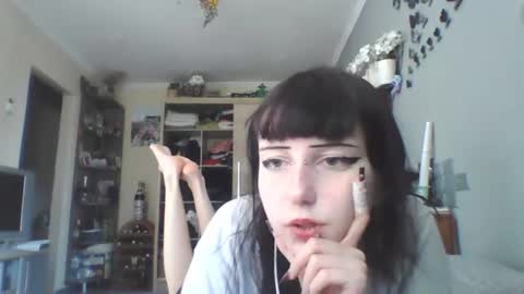 Snapshot of elaynetanton chatting on June 27, 2026, 4:50 am Lia online show from June 27, 2026, 4:50 am