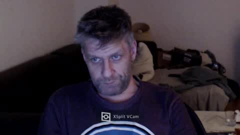 Snapshot of elculiador2207 chatting on December 20, 2024, 11:58 pm Timm online show from December 20, 2024, 11:58 pm