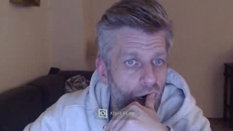 Snapshot of elculiador2207 chatting on January 13, 2025, 7:21 pm Timm online show from January 13, 2025, 7:21 pm