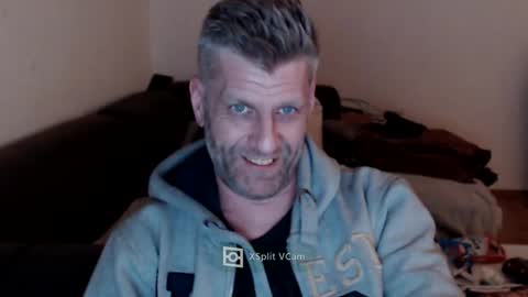 Snapshot of elculiador2207 chatting on February 3, 2025, 7:00 pm Timm online show from February 3, 2025, 7:00 pm