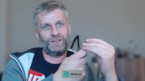 Snapshot of elculiador2207 chatting on November 15, 2025, 6:55 am Timm online show from November 15, 2025, 6:55 am