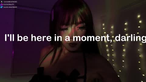 Snapshot of elecktra_tokyo chatting on October 25, 2025, 5:04 am ELECKTRA online show from October 25, 2025, 5:04 am