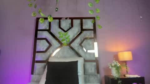 electra_gosselin online show from May 28, 2026, 12:19 am