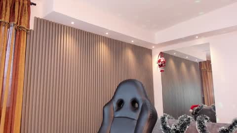 Snapshot of electraa_fox chatting on December 26, 2024, 11:43 am Electra online show from December 26, 2024, 11:43 am
